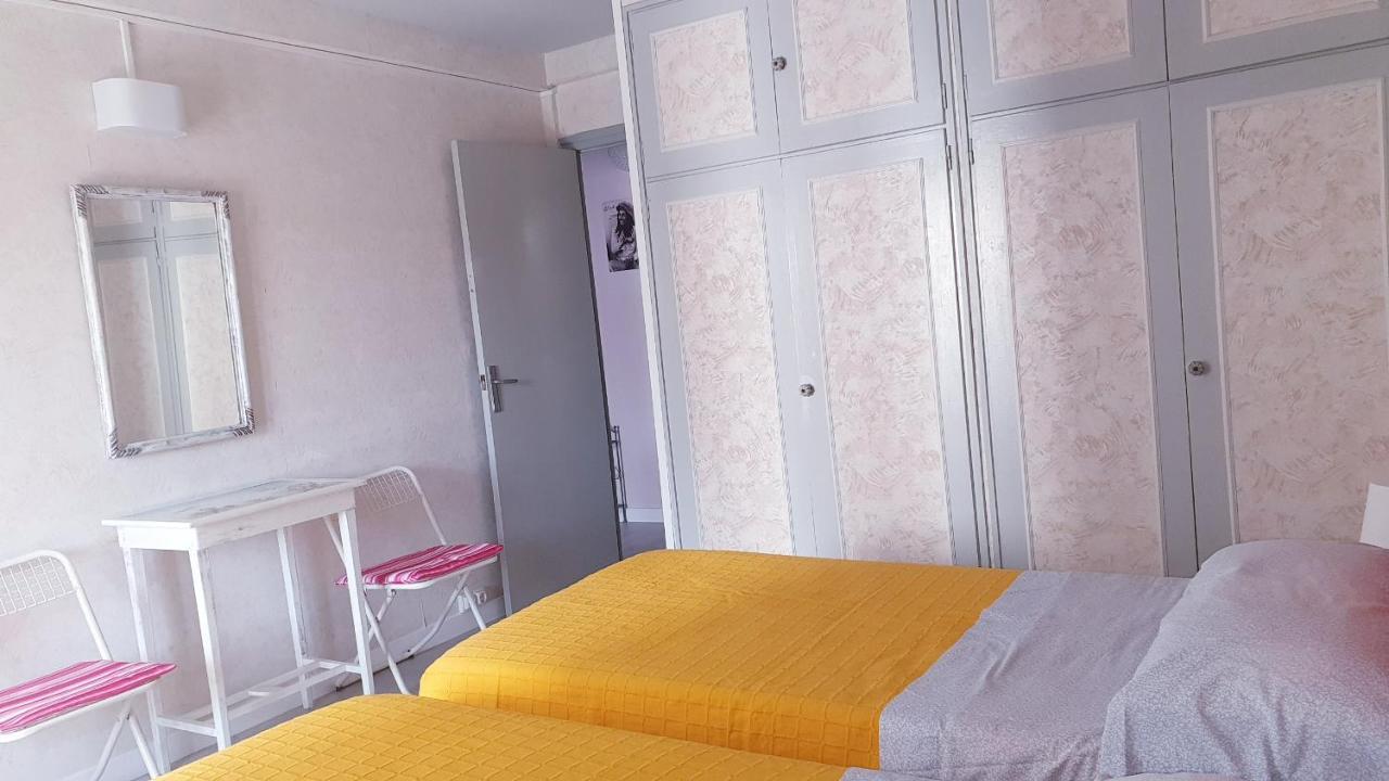 Apartamento playa LLevant mejor zona Salou Exterior foto